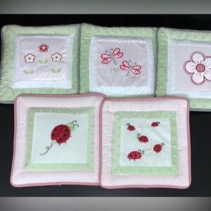 Set of 5 wall hangings from KidsLine